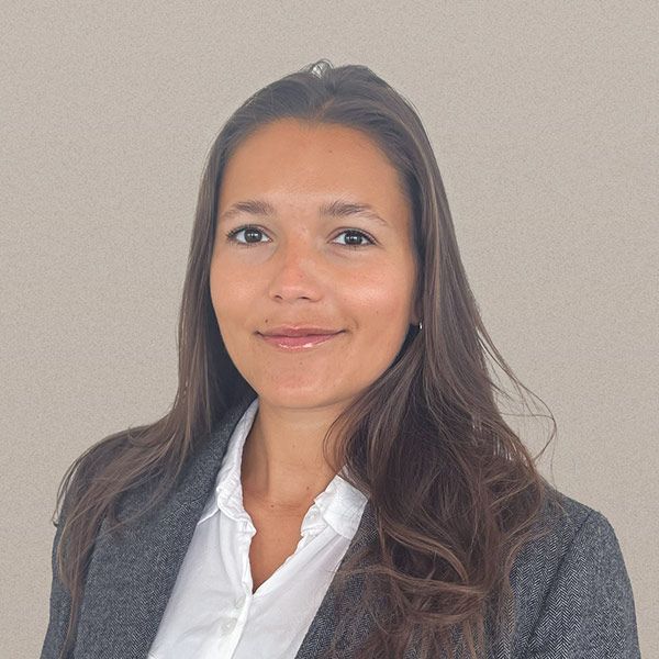 Juliana Van Melle - Apheon Team