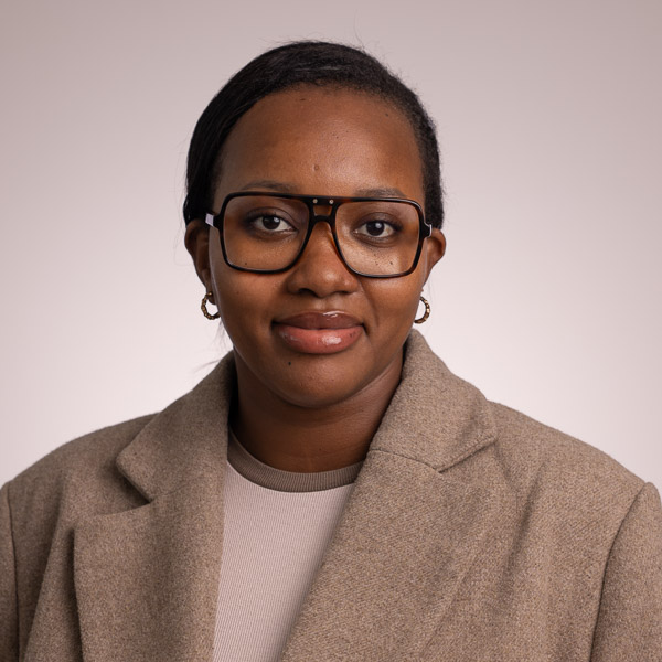 Megue Nsabiyumva - Apheon Team